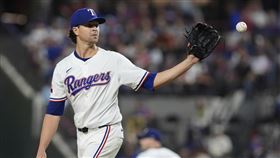 ▲狄格隆（Jacob deGrom）先發5.2局挨2轟掉4分。（圖／美聯社／達志影像）