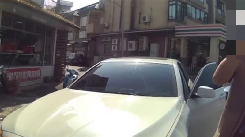 違停還嗆員警！民眾黨立委主任道歉辭職了