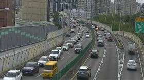 不斷更新／清明收假塞車！國10這路段紫爆「車速僅11公里」　壅塞一覽（圖／翻攝高速公路1968即時路況）