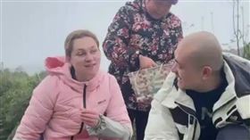 大陸網紅「阿根廷奇娜」驚傳低血糖猝逝，享年38歲。（圖／翻攝自微博）