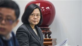 民進黨主席總統蔡英文13日主持中常會。 圖／記者林敬旻攝