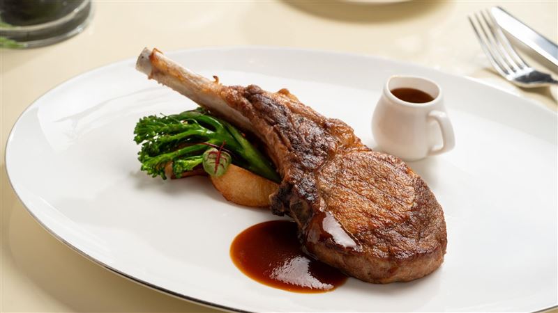 全台最貴吃到飽新菜單！葛瑪蘭黑豚上桌