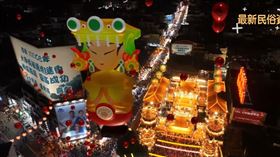 ▲大甲媽出發，60萬人簇擁媽祖神轎前進。（圖／寶島神很大）