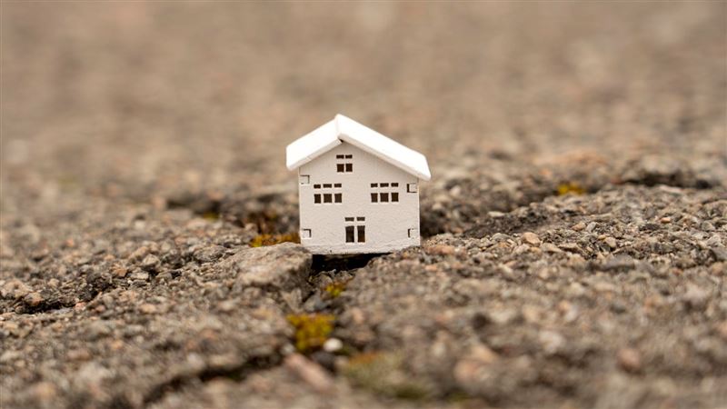 老屋難敵地動山搖 胡偉良9點深度解析