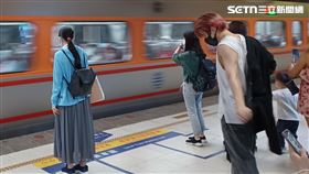 自強號(記者陳弋攝影)