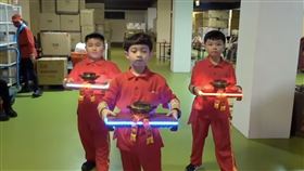 ▲參與進香活動的小朋友個個認真。（圖／寶島神很大）