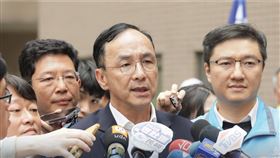 朱立倫表示，目前補助只有880億元太少，應擴增到至少2000億元才能有幫助。（圖／翻攝自朱立倫臉書）