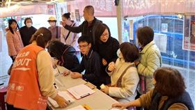 罷免牛煦庭團體宣布二階連署進度罷免國民黨立委牛煦庭公民團體8日宣布，第二階段連署書突破3萬份，希望週末可達標送件門檻，後續將支援友軍。（桃園市第1選舉區罷免牛煦庭公民團體提供）中央社記者吳睿騏桃園傳真  114年4月8日