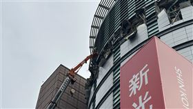 台中新光三越氣爆