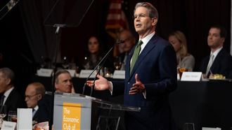 消息人士稱，美國財政部長貝森特力勸川普重視關稅戰的「終局」：與他國談判。（圖／翻攝自X@SecScottBessent）