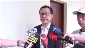 ▲羅智強回應回應「尊重罷團的公民權益」，隨即轉身走人。（圖／翻攝畫面）