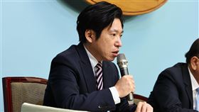 五院會商後記者會  張惇涵回應媒體提問朝野爭議不斷，總統賴清德10日下午召集五院會商國政，總統府會後舉行記者會，副秘書長張惇涵（圖）出席並回應媒體提問。中央社記者翁睿坤攝  114年2月10日