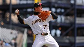 ▲鄭宗哲大聯盟初登場鎮守游擊。（圖／翻攝自海盜推特）