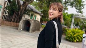 郭婷筠與老公彭正婚後育有一對寶貝兒女。（圖／翻攝自臉書）