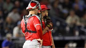 ▲菊池雄星首局慘挨滿貫砲。（圖／路透社／達志影像）