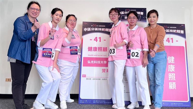 仁德醫專超狂！健康照顧競賽金銀銅全包
