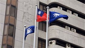 退將反共挺罷免　藍營：撕裂社會未必買單