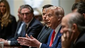 吳嘉隆分析，川普的關稅除了直接針對中國之外，同時還要其他國家表態，要檢驗其他國家對美國的忠誠如何。（圖／翻攝自The White House）