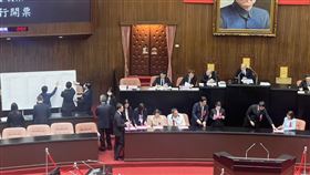 ▲立法院會針對警察人員人事條例覆議案開票。（圖／記者蘇晏男攝影）