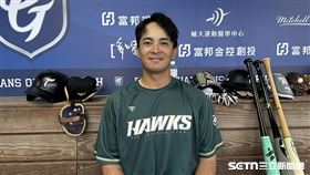 ▲台鋼雄鷹郭阜林休季期間狠甩10公斤。（圖／記者蔡厚瑄攝影）