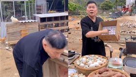 澎恰恰直播賣地瓜。（圖／翻攝自抖音）