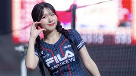 廉世彬登場。（圖／樂天桃猿提供）