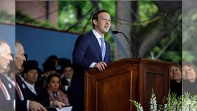 新聞幕後／祖克柏蠟燭兩頭燒！臉書藏中國直通車還未解　反壟斷訴訟將至。（圖／翻攝自Zuckerberg臉書）meta