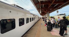 電路故障  台鐵台東康樂至知本站一度