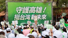 服務處主任、助理被羈押　林岱樺現身做這件事