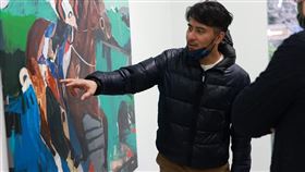 郭彥甫曬出淡水豪宅客廳照，美到讓人羨慕不已。（圖／翻攝自郭彥甫臉書）