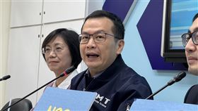 國民黨團記者會，國民黨立委羅智強、翁曉玲、廖先翔出席。（圖／記者陳怡潔攝影）