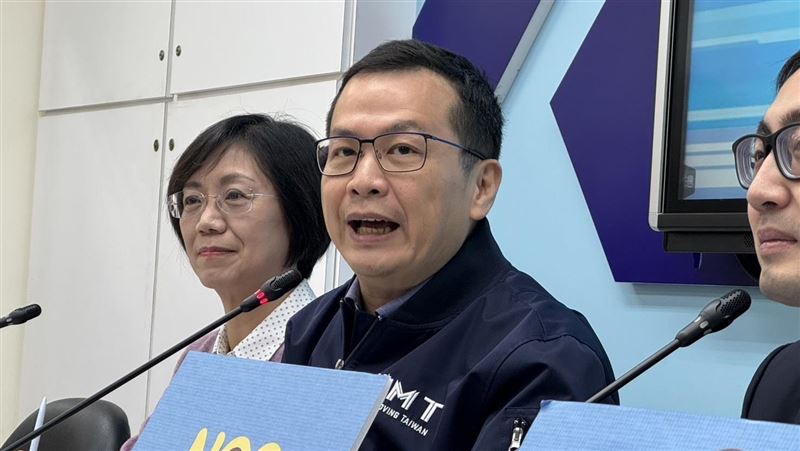 羅智強喊窮　她預告：公布2萬筆歷年金流