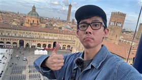 阿滴先前發文分享YouTube的使用「超級感謝」抖內抽成。（圖／翻攝自臉書）
