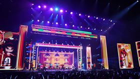 《WE ARE 我們的除夕夜》舞台效果華麗（圖／文總提供）