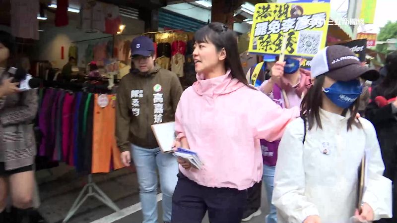 罷免熱戰！罷團掃市場　反罷民眾當街嗆