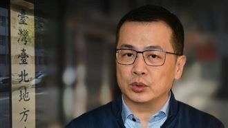 羅智強喊告　簡舒培揭他政治獻金如柯翻版