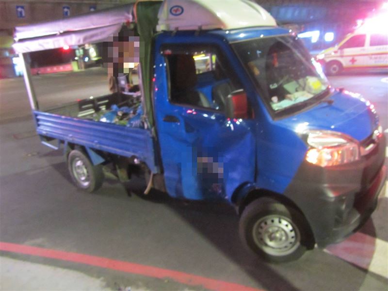 黃男及駕駛的小貨車。（圖／翻攝畫面）