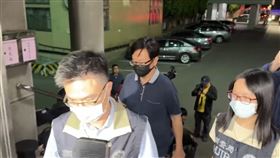 ▲國民黨三重區黨部執行長羅大宇，移送新北檢複訊。（圖／翻攝畫面）
