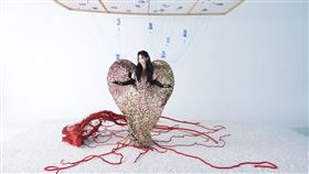 華語樂壇新銳藝術唱作女聲KIAH（圖／綺亞音樂提供）