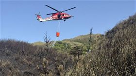空勤總隊出動黑鷹直升機救援陽明山火警