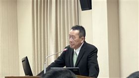 ▲國防部長顧立雄16日在立法院外交國防委員會答詢。（圖／記者蘇晏男攝影）