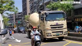 ▲北市辛亥路五段發生水泥預拌車輾斃女騎士事故。（圖／翻攝畫面）