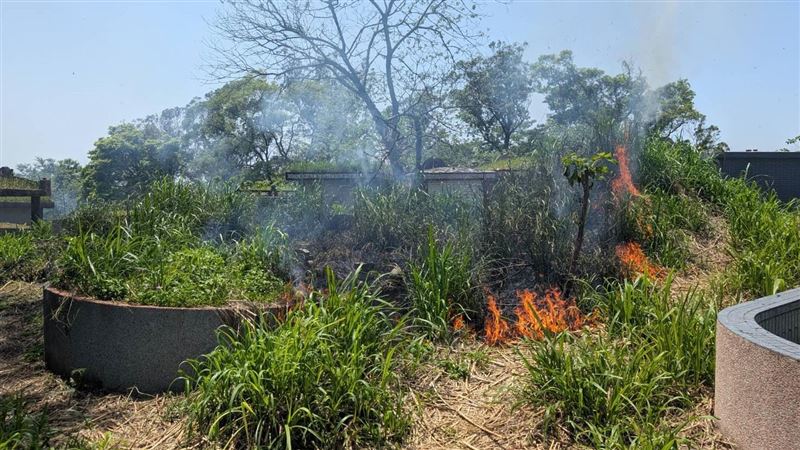新／祖先墓著火！7旬翁掃墓慘被燒死