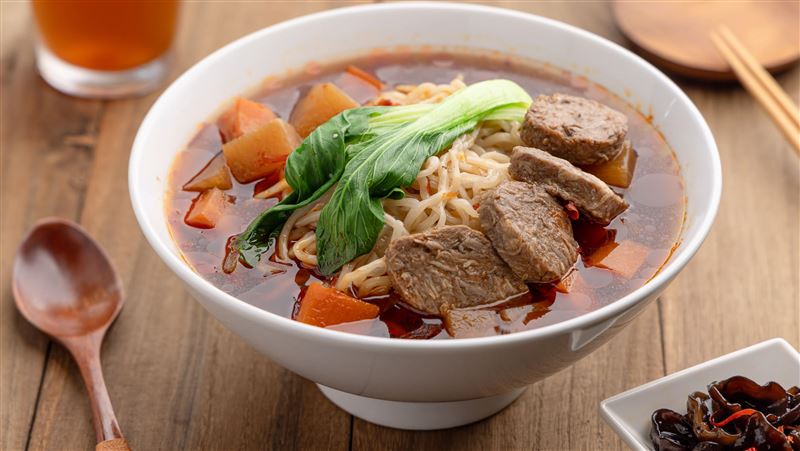 大成集團推兩蔬食品牌　全家開賣烤玉米