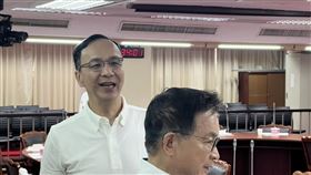 ▲國民黨主席朱立倫參加黨團大會。（圖／記者蘇晏男攝影）