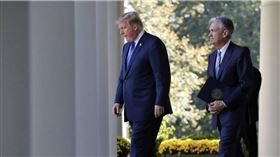 川普嗆開除鮑爾！Fed獨立性面臨空前挑戰