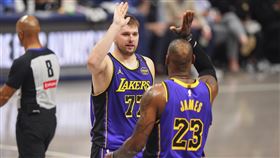 ▲首披紫金戰袍打季後賽，東契奇（Luka Doncic）相信湖人能奪冠。（圖／美聯社／達志影像）