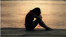 日前一名女網友發文表示，和男友的薪水差距越來越大，讓她相當不安。（示意圖／翻攝Pexels）