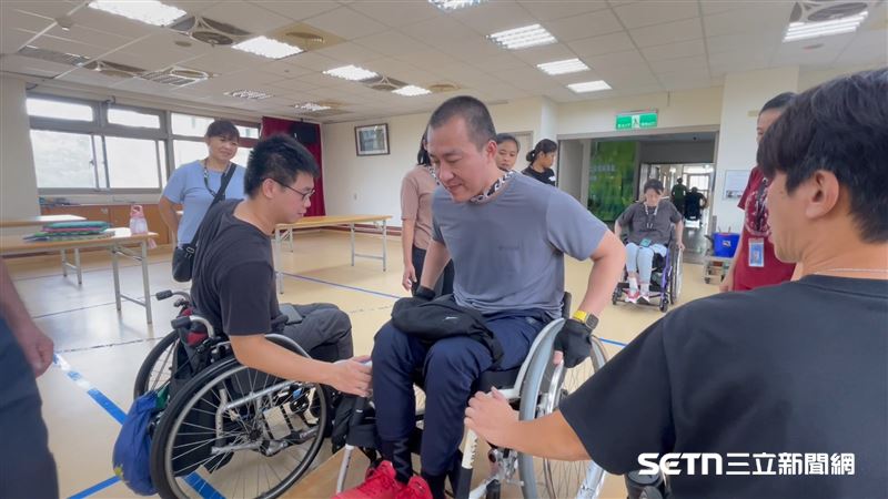 董事長也是傷者　不收錢幫助上千人重生了