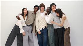 GU今年夏天推出「BARREL LEG錐形褲系列」，一上市便引發Threads上網友熱烈討論及搶購，酒桶般的圓弧曲線，打造時尚錐形輪廓，更被盛讚是「GU新一代神褲」。（圖／品牌業者提供）